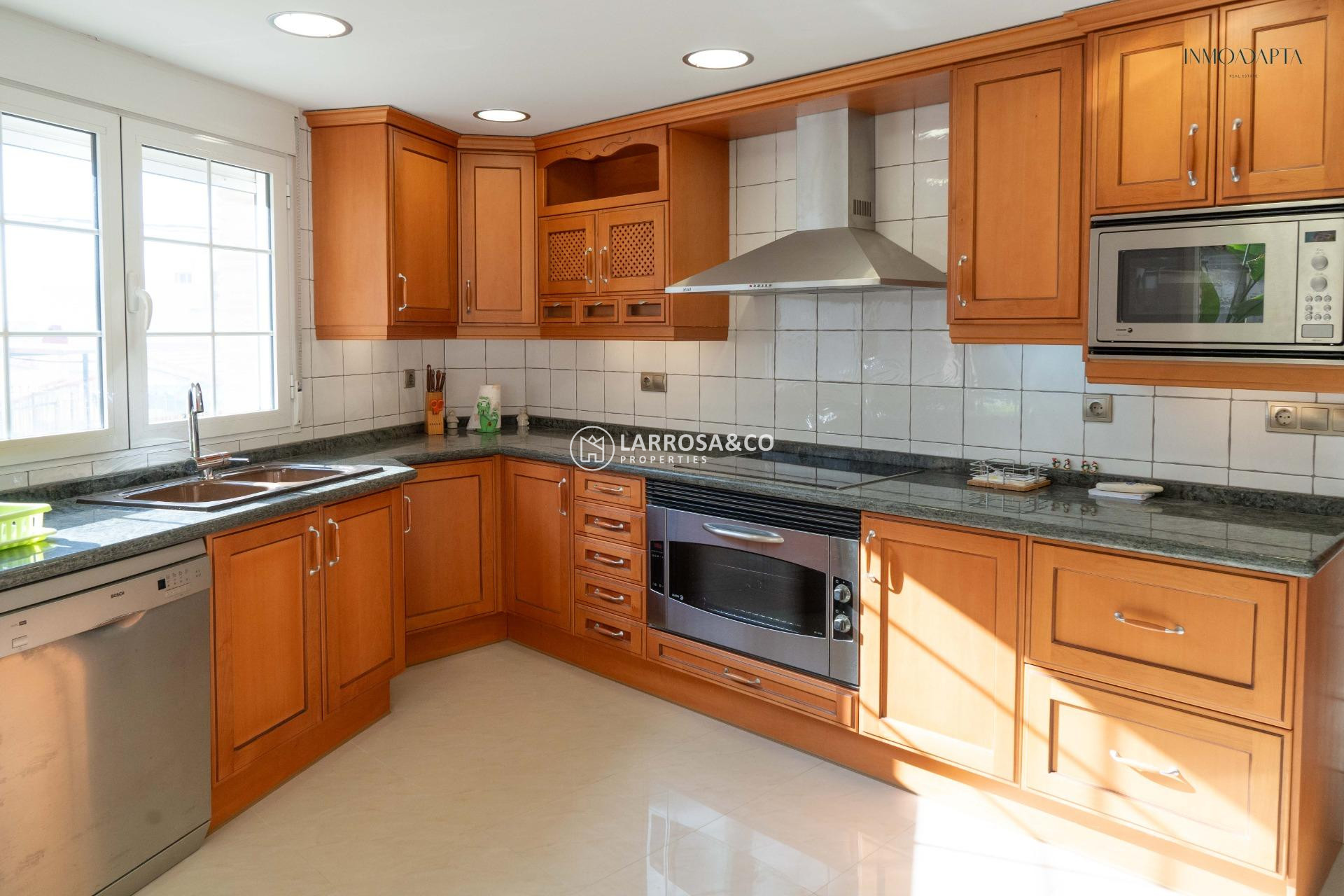 Вторичный рынок - Таунхаус - Redovan