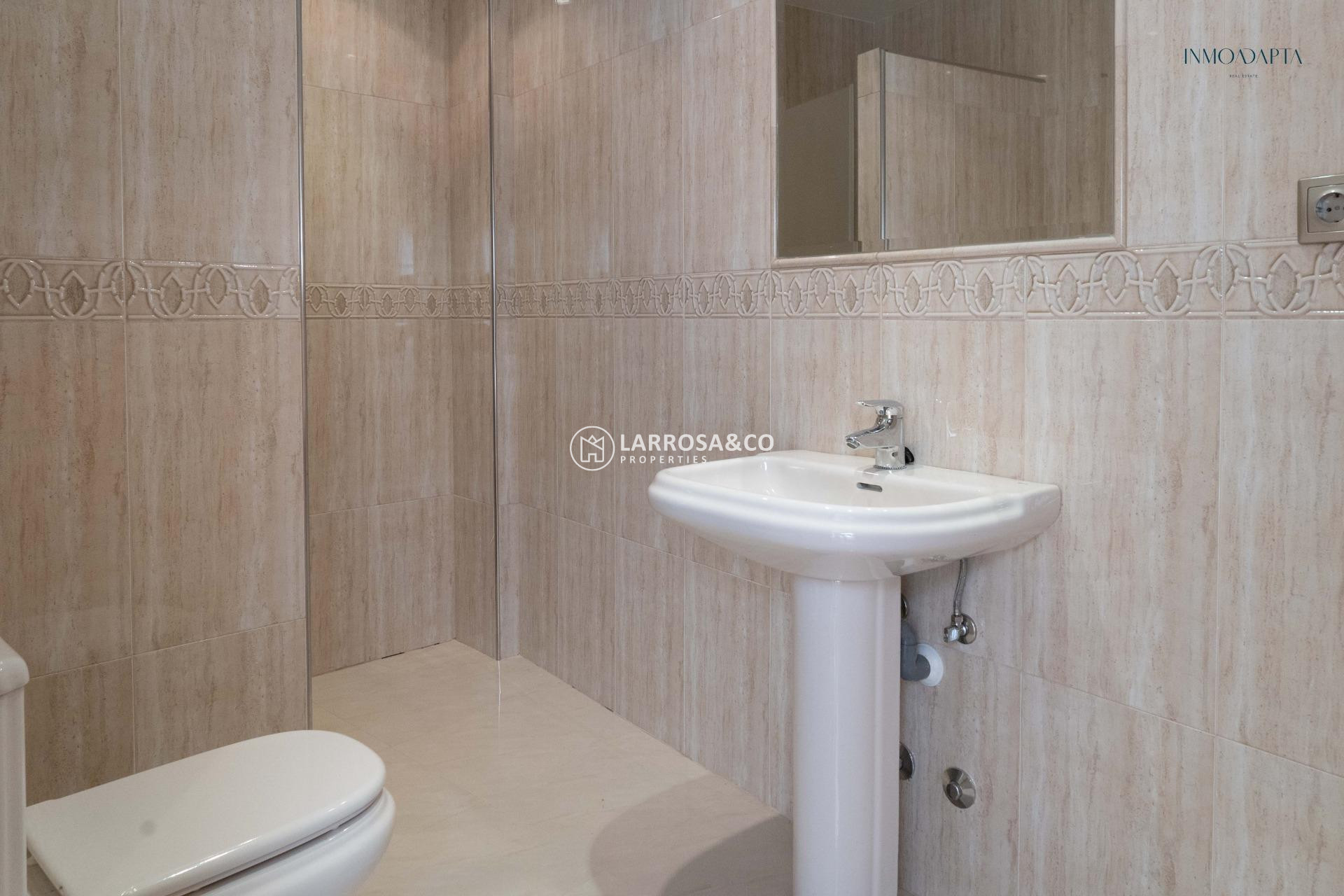 Вторичный рынок - Таунхаус - Redovan