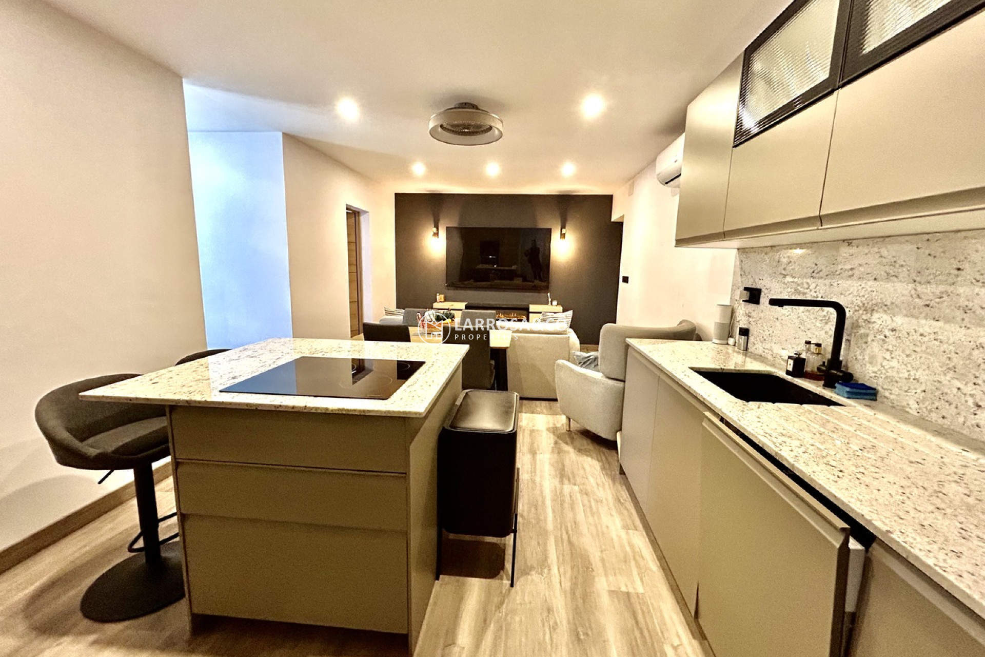 Вторичный рынок - Таунхаус - Сан Мигель де Салинас - Inland