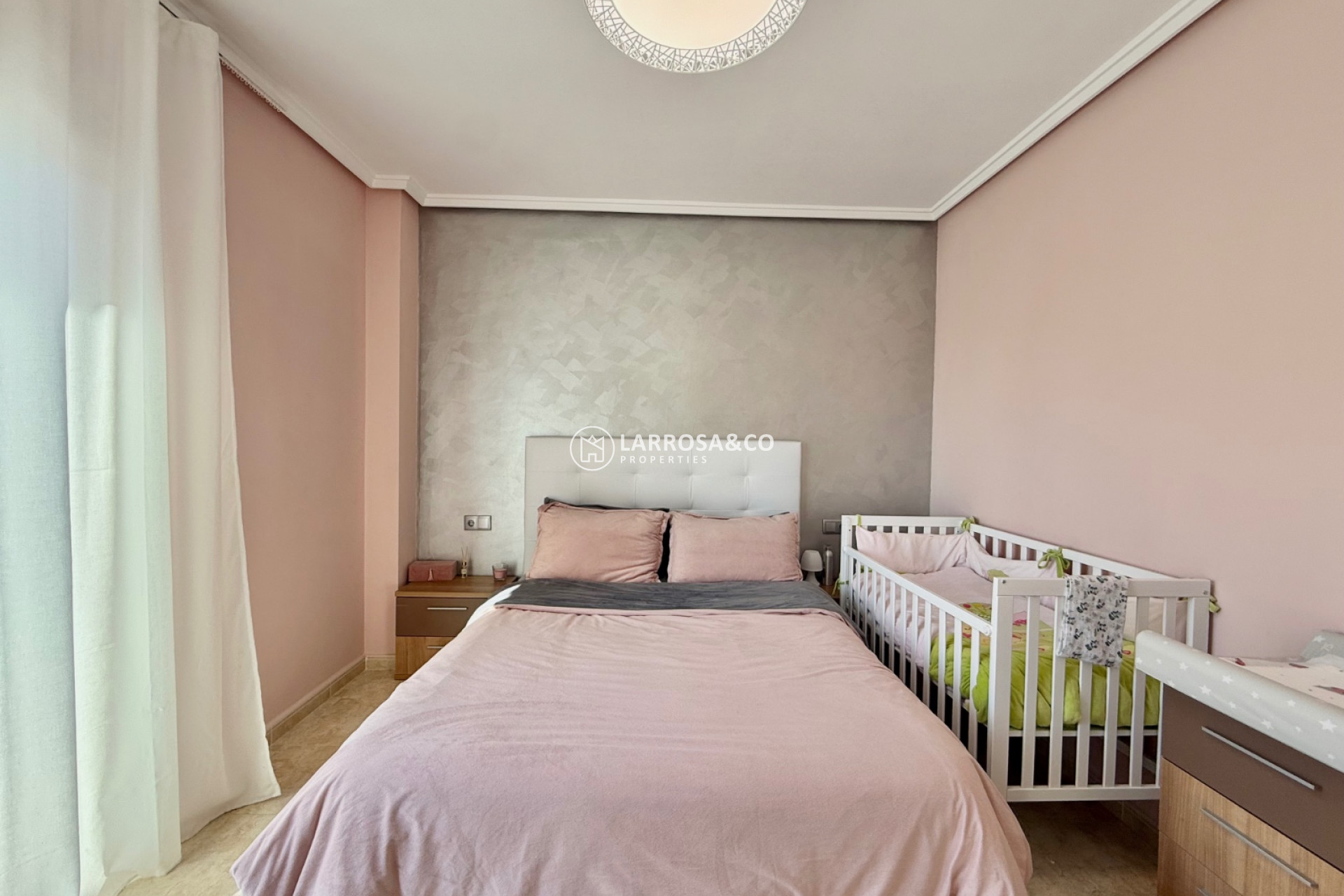 Вторичный рынок - Таунхаус - Сьюдад Кесада - Ciudad Quesada