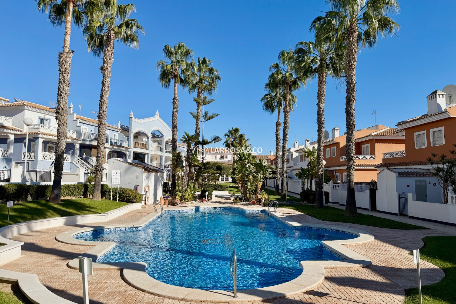 Вторичный рынок - Таунхаус - Сьюдад Кесада - Ciudad Quesada