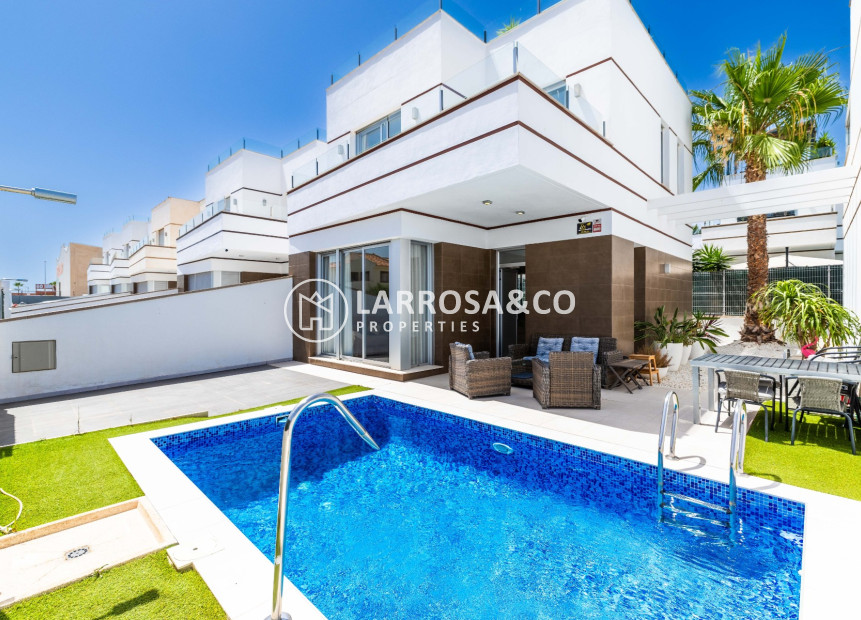 Вторичный рынок - Villa / House - Сьюдад Кесада - Ciudad Quesada