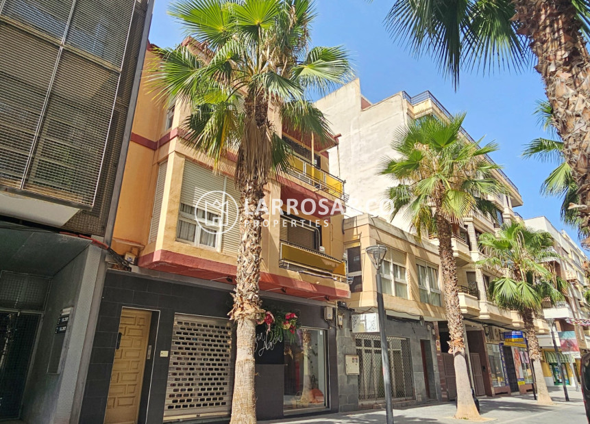 Вторичный рынок - Здание - Торревьеха - torrevieja