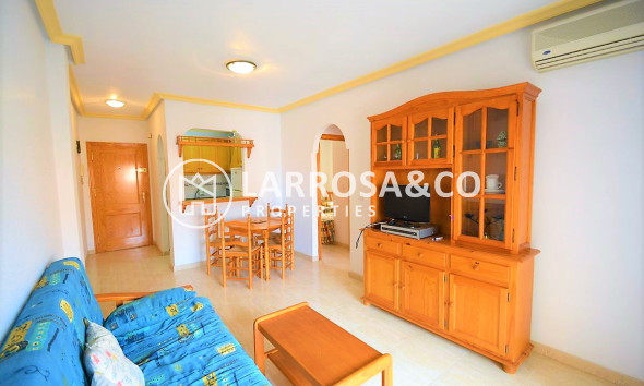 Resale - Apartment - Guardamar del Segura - Playa Moncayo