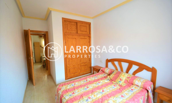 Resale - Apartment - Guardamar del Segura - Playa Moncayo