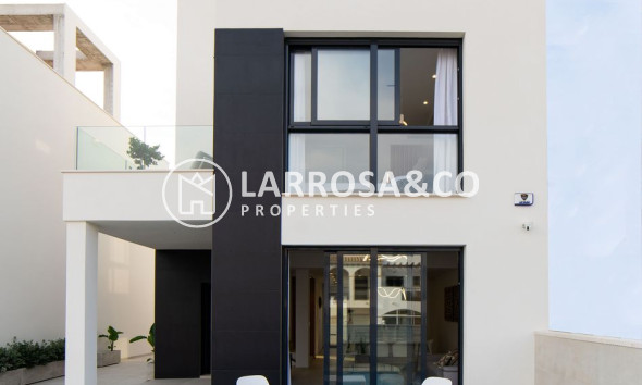 New build - Detached House/Villa - Torrevieja - Punta Prima