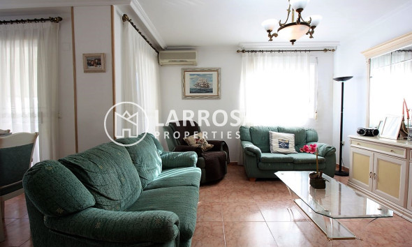 Lange Termijn Verhuur - Apartment - Torrevieja - Puerto