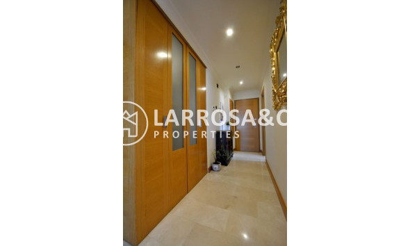 Herverkoop - Apartment - Guardamar del Segura