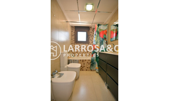 Herverkoop - Apartment - Guardamar del Segura