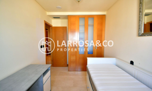 Herverkoop - Apartment - Guardamar del Segura