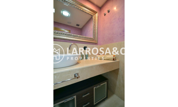 Herverkoop - Apartment - Guardamar del Segura