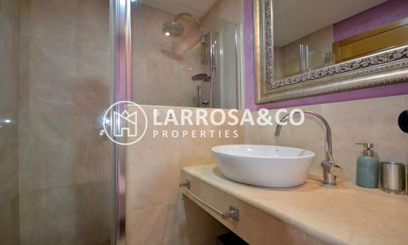 Herverkoop - Apartment - Guardamar del Segura