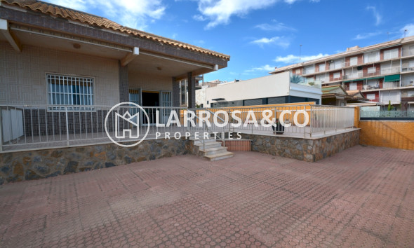 Herverkoop - Semi-detached house - Guardamar del Segura - Playa centro