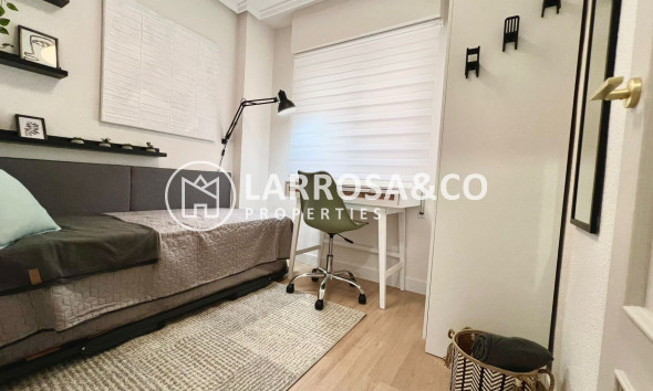 Вторичный рынок - Квартира - Гуардамар дель Сегура - MERCADONA