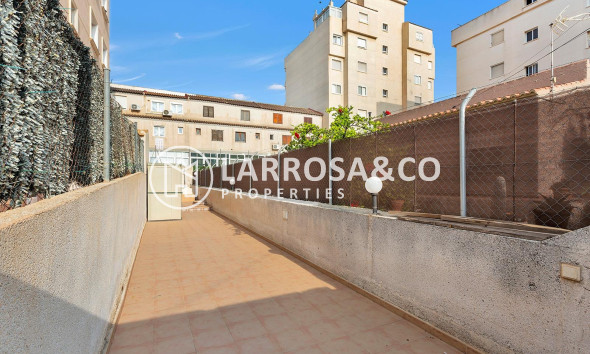 Resale - Ground floor apartment - Torrevieja - Nueva Torrevieja