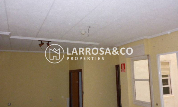 A Vendre - Ground floor apartment - Torrevieja - Centro