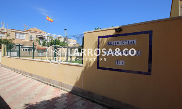Resale - Semi-detached house - Torrevieja - Carrefour