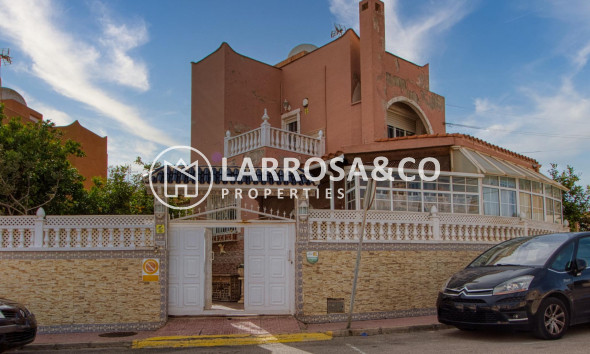 A Vendre - Semi-detached house - Torrevieja - Los Frutales