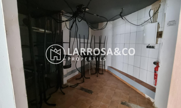 A Vendre - Commercial space - Bigastro - CENTRO