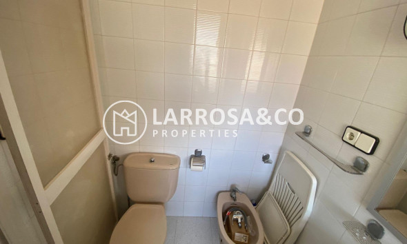 Resale - Semi-detached house - Torrevieja - Playa del cura