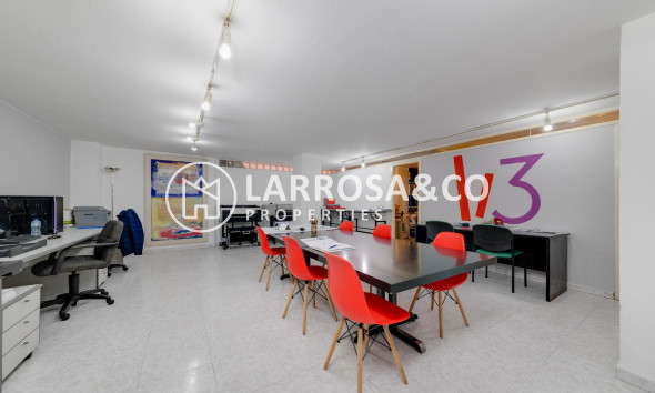 A Vendre - Commercial space - Torrevieja - Habaneras