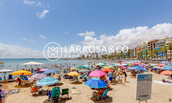 Resale - Apartment - Torrevieja - Playa del cura