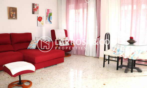 Resale - Ground floor apartment - Torrevieja - Playa del cura