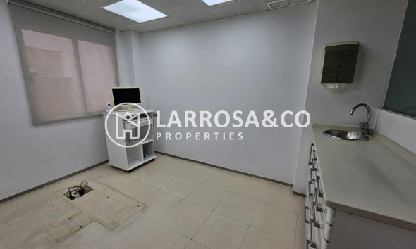 Herverkoop - Apartment - Torrevieja - Centro