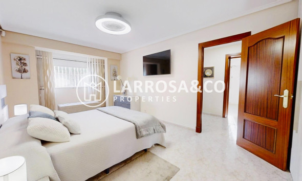 Reventa - Chalet - Torrevieja - Lago jardin