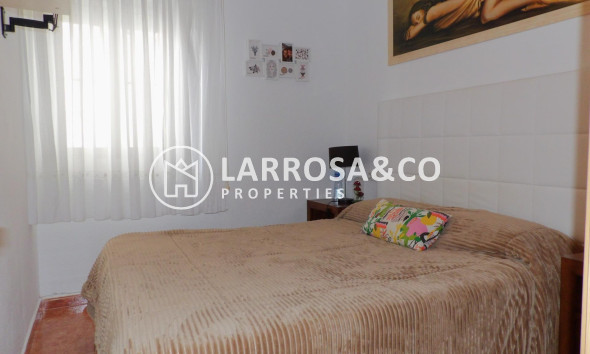 Resale - Apartment - Los Alcázares - Centro