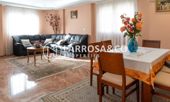 Resale - Semi-detached house - Redovan