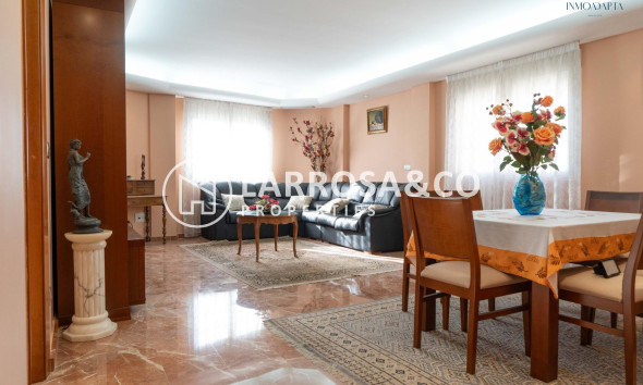 A Vendre - Semi-detached house - Redovan