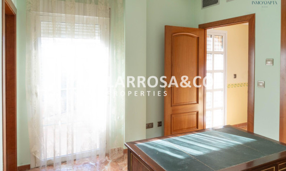 Resale - Semi-detached house - Redovan