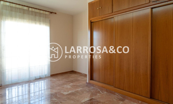 Resale - Semi-detached house - Redovan