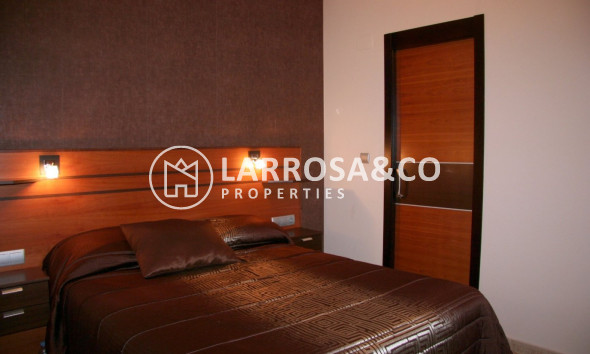 Resale - Apartment - Almoradí - Mamper