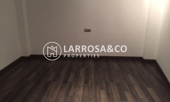 Resale - Apartment - Almoradí - Mamper