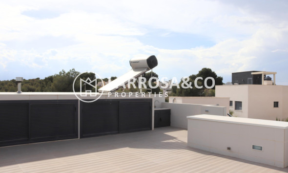 Resale - Detached House/Villa - San Miguel de Salinas - Urbanizaciones