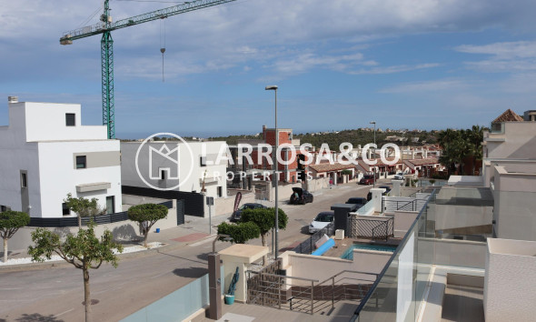 Resale - Detached House/Villa - San Miguel de Salinas - Urbanizaciones