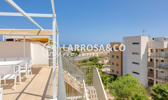 Resale - Apartment - Orihuela costa - Villamartin 