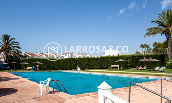 Resale - Detached House/Villa - Torrevieja - Los Locos Beach