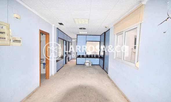 Resale - Apartment - Torrevieja - Centro