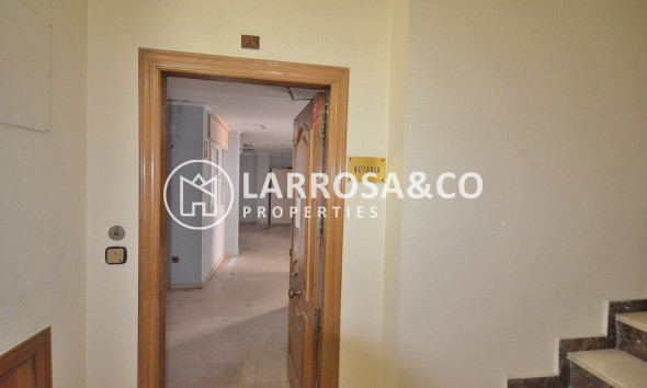 Resale - Apartment - Torrevieja - Centro