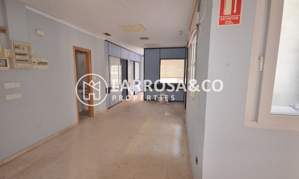 Resale - Apartment - Torrevieja - Centro