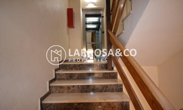 Resale - Apartment - Torrevieja - Centro