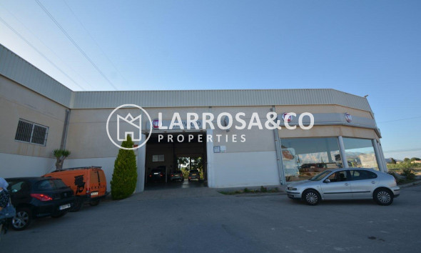 Reventa - Industrial - Orihuela - Correntías Bajas