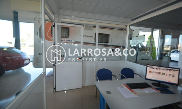 Resale - Industrial Field - Orihuela - Correntías Bajas