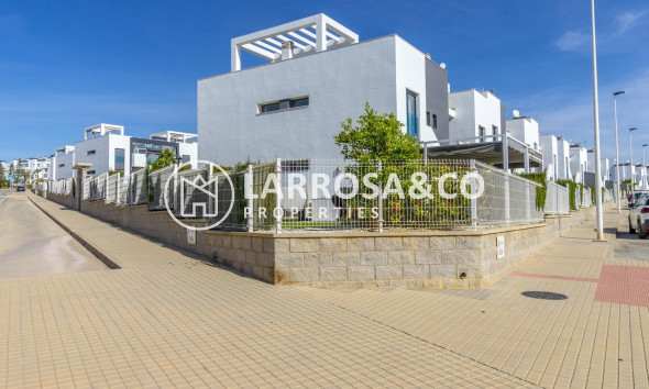 Resale - Bungalow - Torrevieja - Los Altos