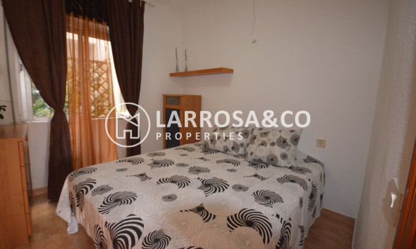 Resale - Apartment - Torrevieja - Torrejón