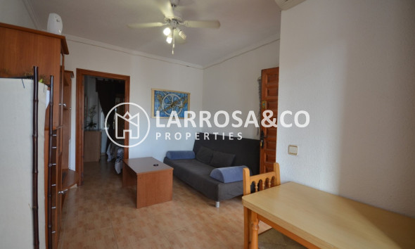 Resale - Apartment - Torrevieja - Torrejón