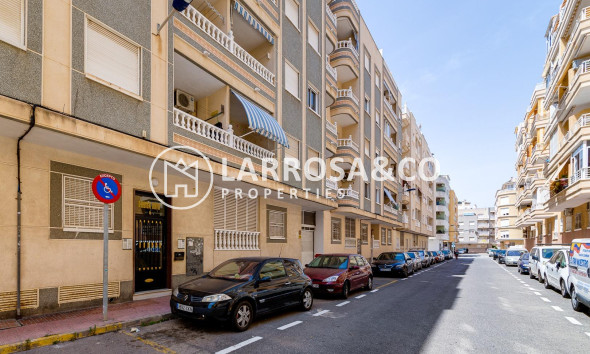 Herverkoop - Apartment - Torrevieja - Playa del cura